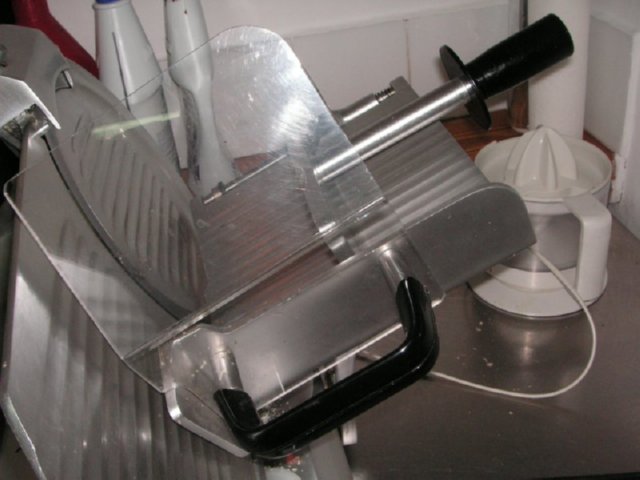 CORTAFIAMBRES 03